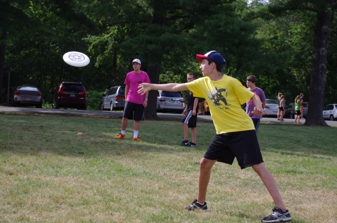 7.31.MagBogKISH.01.frisbee-680x451-X1Wn1m.jpg